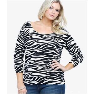 TORRID Zebra Animal Print Pullover Crew Neck Sweater Sz 2